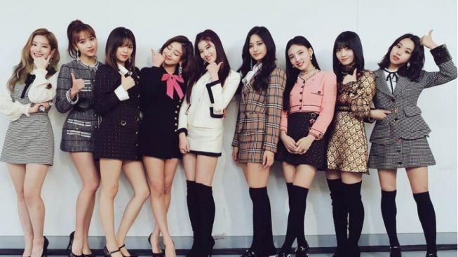 Album 'Doughnut' TWICE Raih Sertifikat Gold dari RIAJ