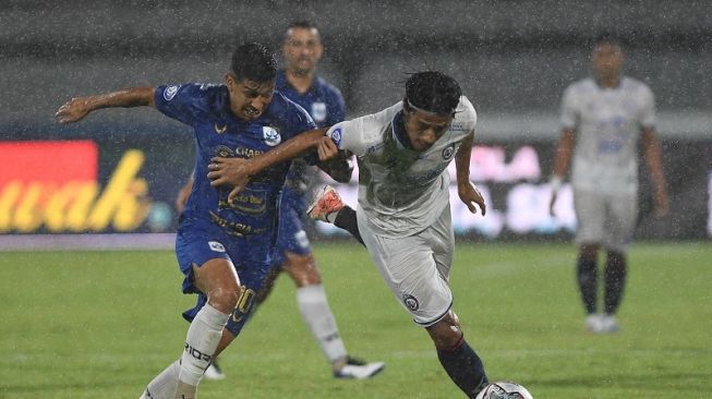Sembilan Pemain Absen di Laga Kontra PSIS Semarang, Begini Penjelasan Arema FC