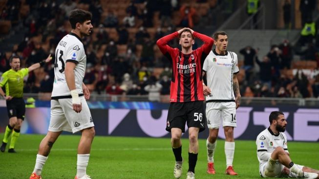 Hasil Bola Tadi Malam: Milan Dipecundangi Spezia, Kamerun Diimbangi Tanjung Verde