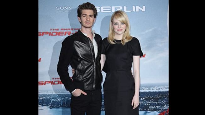 Andrew Garfield dan Emma Stone di film The Amazing Spiderman [IMDb]