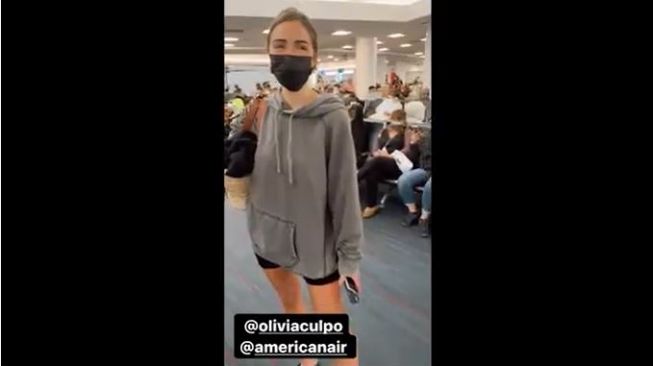 Miss Universe Olivia Culpo Diminta Memakai Pakaian Tertutup saat Naik Pesawat (instagram story/tangkap layar Page Six)