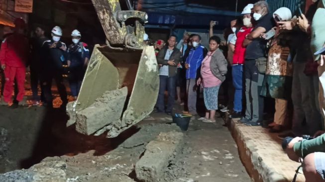 Pekerja Waskita Tidak Laporkan Penemuan Nisan Makam Kuno, Budayawan Palembang: Jangan Sampai Terulang