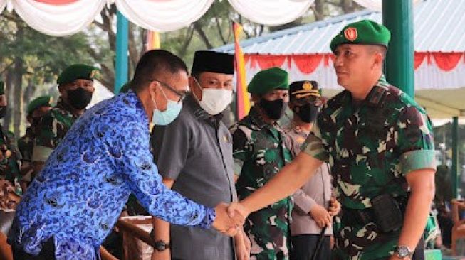 Walikota Payakumbuh Hadiri Sertijab Danyon Infanteri 131/Braja Sakti