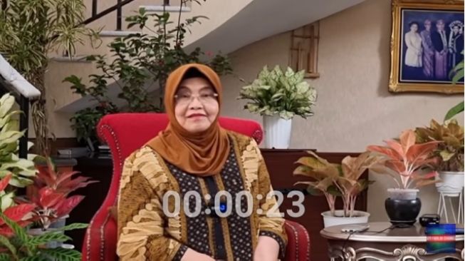 Mantan Menkes Siti Fadilah. (YouTube/Siti Fadilah Supari Channel)