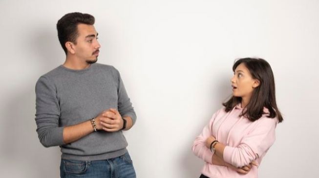 Pengertian Deep Talk, Contoh Pertanyaan dan Manfaatnya untuk Merekatkan Hubungan