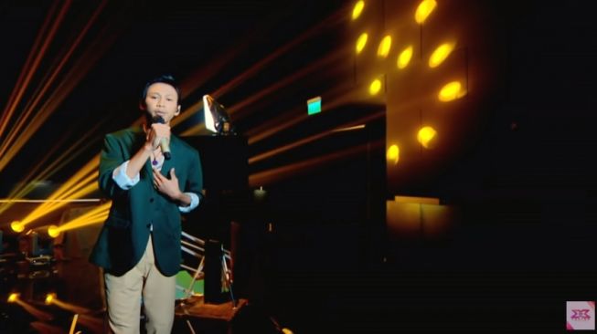 Danar Widianto peserta X Factor Indonesia [YouTube: X Factor Indonesia]