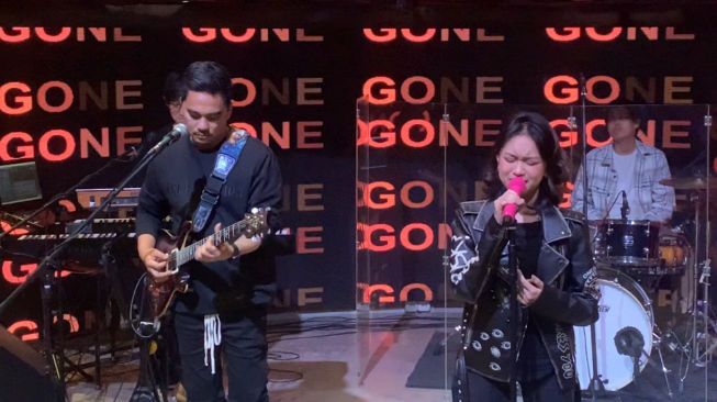 Lihat Enda Ungu Manggung Sejak Kecil, Alasan Zara Leola Ikut Jadi Musisi