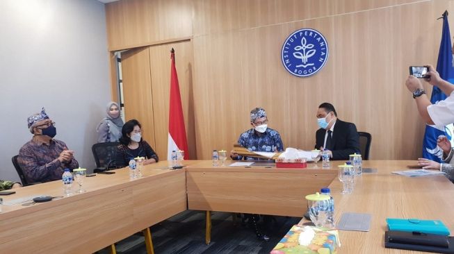 Serah Terima Pengurus Forum MWA-PTNBH, Syafruddin: Tugas Kita Menghasilkan SDM Unggul