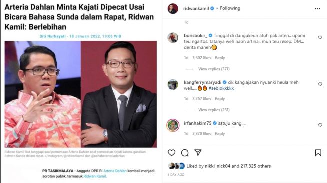 Sejumlah artis protes Arteria Dahlan di kolom komentar Ridwan Kamil [Instagram/@ridwankamil]