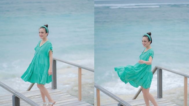 Potret Shandy Aulia Pakai Dress Mini. [Instagram/@shandyaulia]