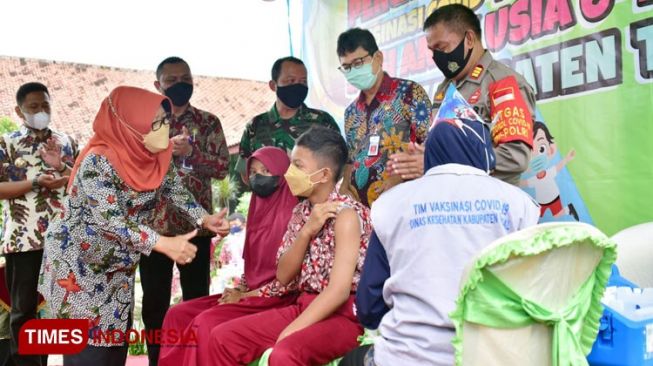 Bupati Tegal Targetkan Vaksinasi Anak Selesai dalam 10 Hari