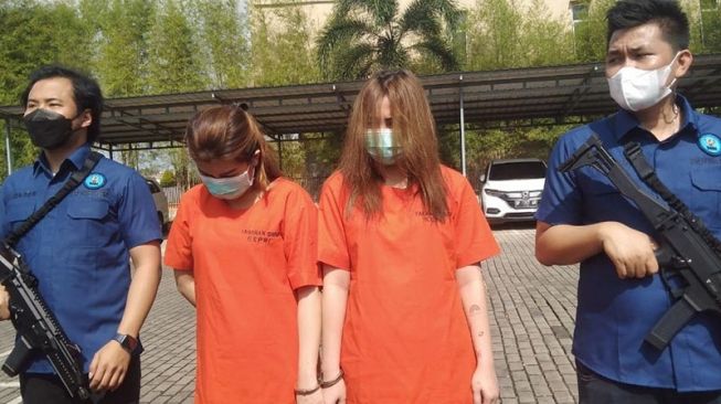 Jemput Narkoba ke Batam, Dua Wanita Cantik Ini Diupah Rp 30 Juta