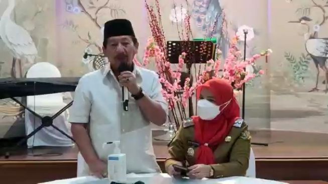 Tulisan Perselingkuhan di Media Online Mengarah ke Keluarganya, Herman HN Terusik