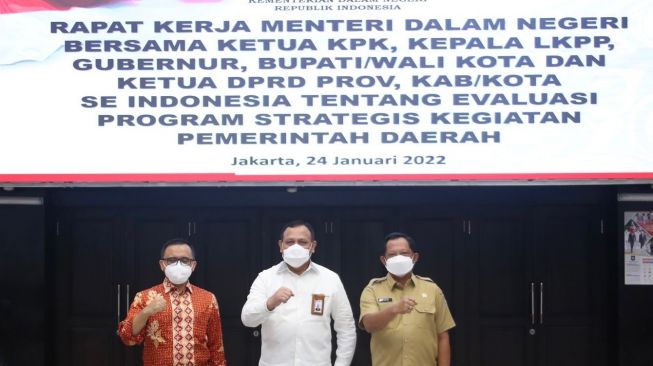 Kasus Korupsi Banyak Melibatkan Kepala Daerah, Mendagri Gelar Raker Bersama Ketua KPK dan LKPP