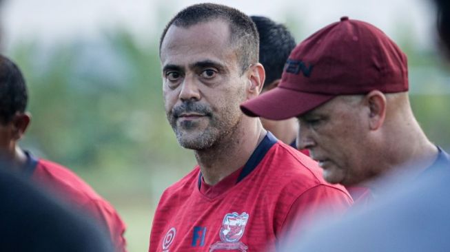 Jaga Performa, Pelatih Minta Skuad Madura United Latihan di Rumah saat BRI Liga 1 Indonesia Dihentikan