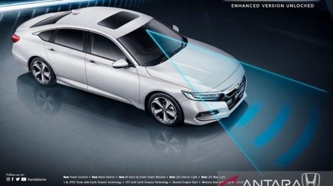 New Honda Accord dalam warna Platinum White Pearl [PT HPM via ANTARA].