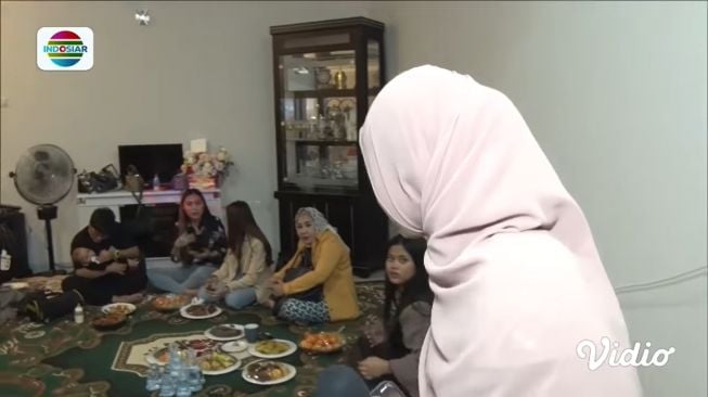 Potret Rumah Putri DA (YouTube/Indosiar)