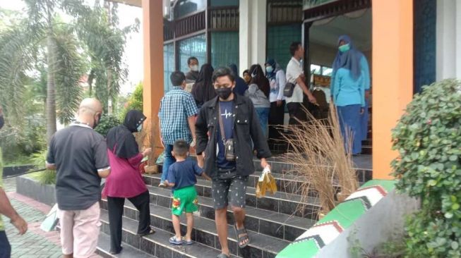 Operasi Pasar Minyak Goreng Murah di Banjarbaru, Novi Tak Sempat Kebagian