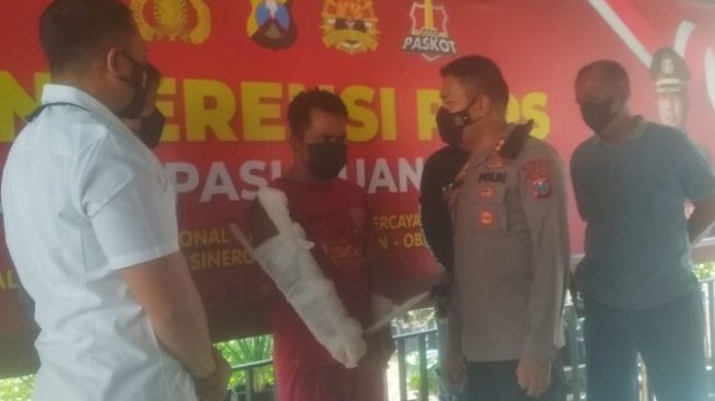 4 Polisi Pasuruan, Termasuk Kasatreskrimnya Luka-luka Dilempar Bom Bondet DPO Begal Motor