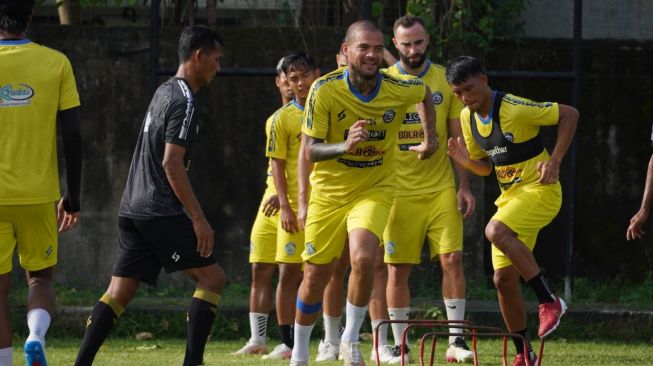 Eduardo Almeida Puji Kebugaran Pemain Arema FC Selama Jeda Liga 1: Tentu Saja Kami Optimis Tim Lebih Fresh