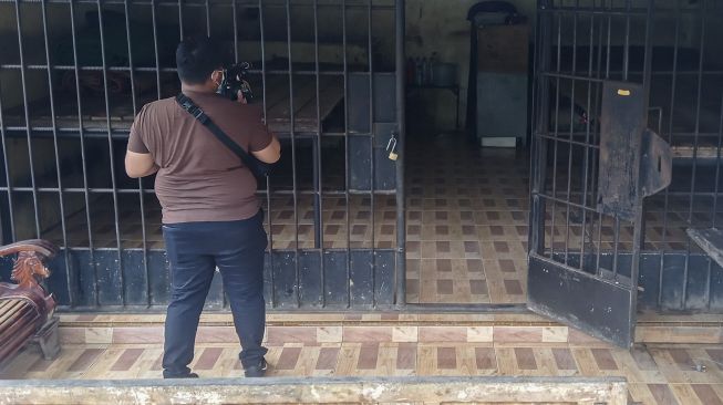 Datangi Lokasi, Ratusan Warga Minta Pemerintah Legalkan Kerangkeng Manusia