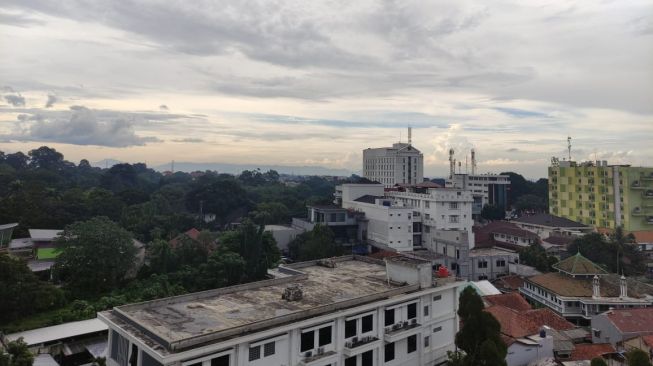 Bogor Cerah, Siang dan Sore Diprediksi Hanya Hujan Ringan