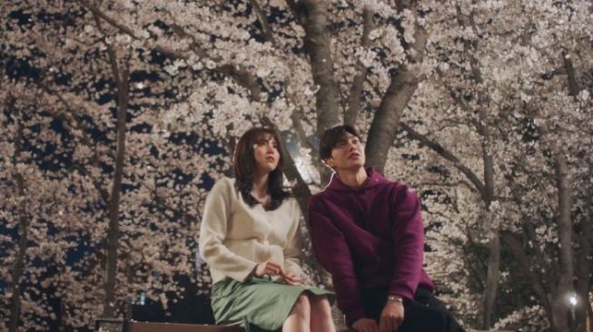 Kelewat Romantis, 6 Pasangan Drama Korea 2021 yang Bikin Penonton Gagal Move On!