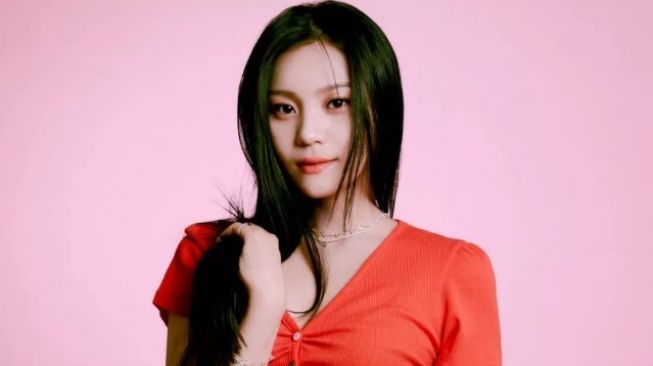 Umji eks GFRIEND alias Umji VIVIZ [Soompi]