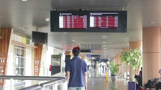 Swab Acak 37 Penumpang di Bandara Supadio, 1 Orang Asal Mempawah Terkonfirmasi Covid-19, Ini Nasibnya