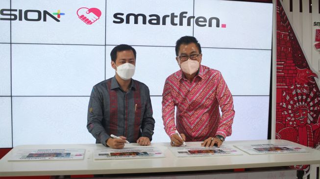 Smartfren menggandeng Vision+ hadirkan konten video premium. [Smartfren]