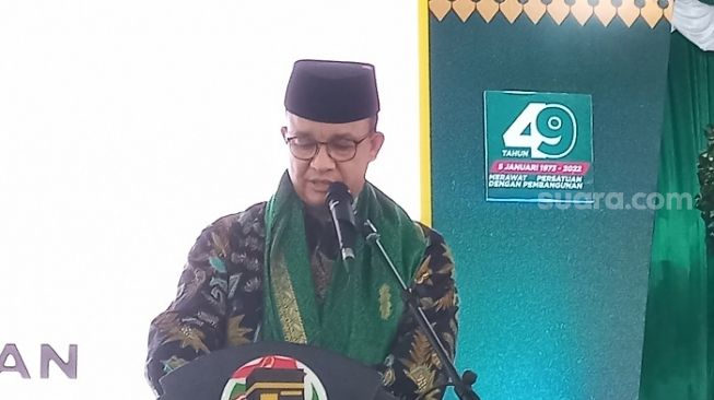 Gubernur DKI Jakarta Anies Baswedan saat berpidato di acara doa dan istigasah di kantor DPP PPP. (Suara.com/Fakhri)