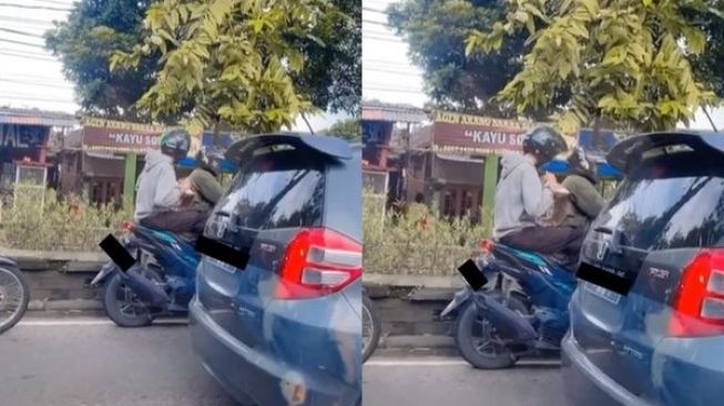 Viral Aksi Cowok Saat Bonceng Motor Bikin Salfok, Warganet: Klaten Keras Lur!