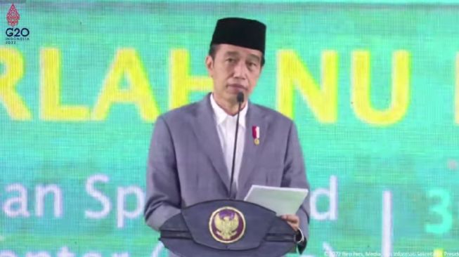 Sambil Sarungan, Presiden Jokowi Sebut NU Memiliki Kekuatan yang Luar Biasa Secara Global