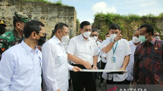 Datangi Bali, Luhut Binsar Pandjaitan Tinjau Sejumlah Lokasi di Badung