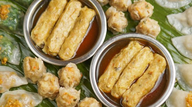 Petualangan Rasa di Kota Khatulistiwa: 6 Kuliner Khas Pontianak yang Wajib Dicoba!