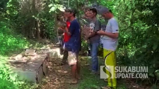 Kuburan Dibongkar Paksa, Warga Palabuhanratu Sukabumi Geram Lalu Blokade Jalan