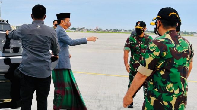 Apakah Presiden Indonesia Harus Islam? Ini Ketentuannya Menurut UU