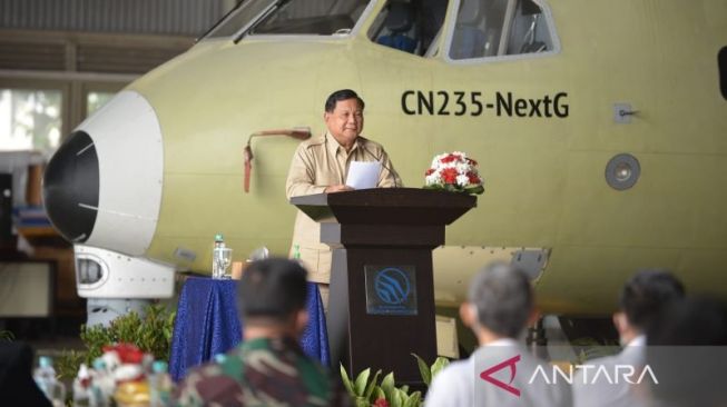 Prabowo Subianto Sebut Pesawat CN-235 Diminati Negara Lain