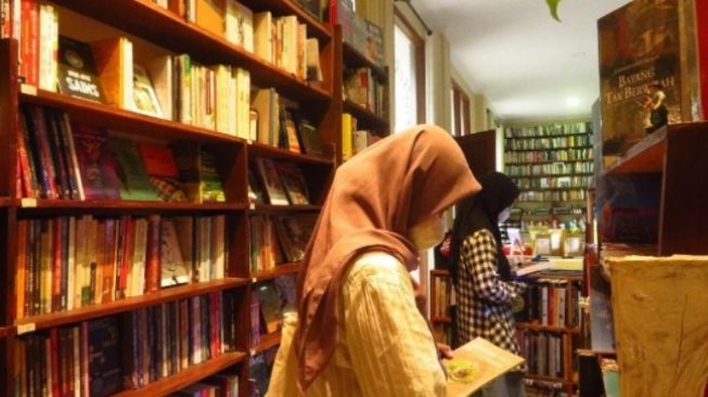 Buku Akik (DocPribadi/Nusaiba Nurahmah)