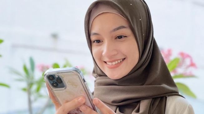 Rayakan World Hijab Day, Ini Tips Bagi Muslimah Untuk Lebih Mengenal Islam