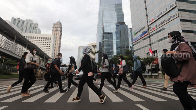 Penanganan Covid-19 di Indonesia, Pengamat: Pejabat Kita Mulutnya Lebih Kencang dari Otak