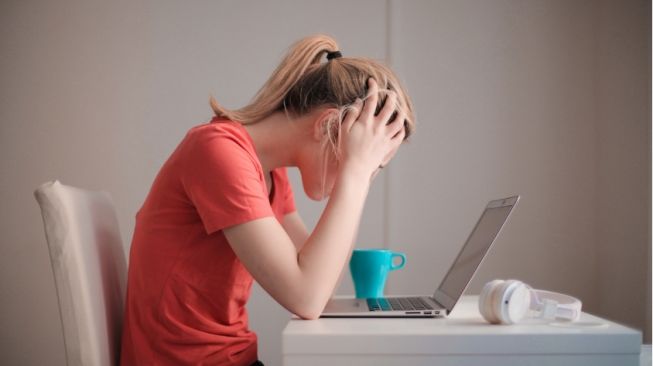 Ilustrasi wanita stres.(Pexels.com)