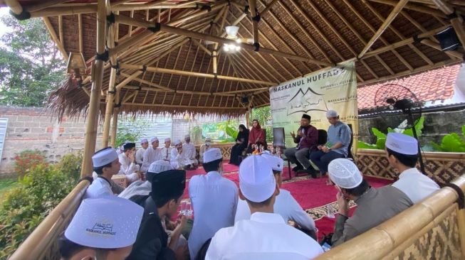 Potret Oki Setiana Dewi Dakwah (Instagram/@okisetianadewi)