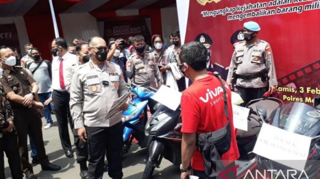 Lewat Gebyar Expo Barang Bukti, Polres Bekasi Kembalikan Ranmor Sitaan Tindak Kriminal kepada Pemilik Sah