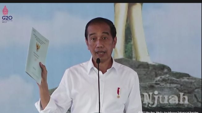 Tanggapi Kerumunan saat Kunjungan Presiden Jokowi di Sumut, Wasekjen MUI: Tetapkan Covid-19 Sebagai Endemi