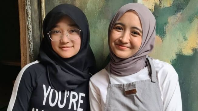 Aisha Maydina Hakim alias Aisha Keem dan Arafah Rianti. [Instagram]