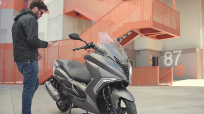 Mitt 125 GT-Max, motor dengan desain mirip Yamaha XMAX (Youtube-JETS MARIVENT)