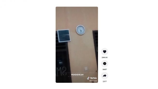 Pergi ke sekolah, berangkat jam 4 pagi. [TIkTok]