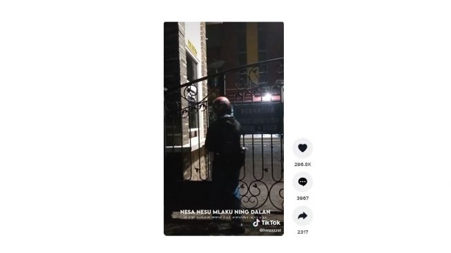 Pergi ke sekolah, berangkat jam 4 pagi. [TIkTok]