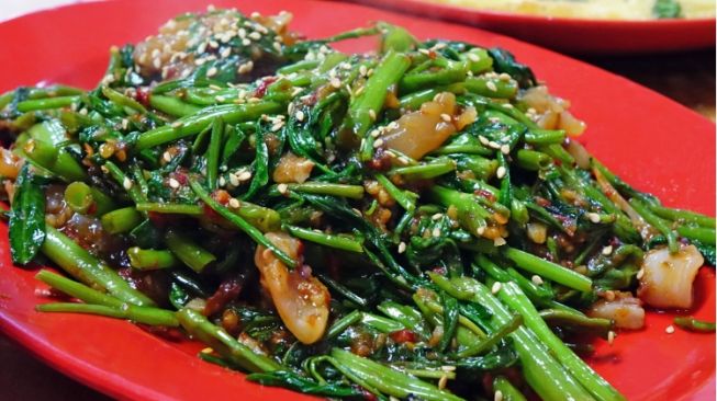 5 Manfaat Kangkung bagi Kecantikan, Kulit Cerah Bercahaya dan Awet Muda!